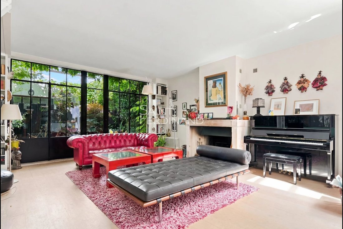 Apartment in Grandes Carrières-Clichy, Paris 18e Arrondissement, Paris 3 - 18710535