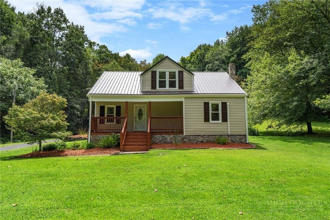 House in Lansing, North Carolina, United States 3 - 18704999