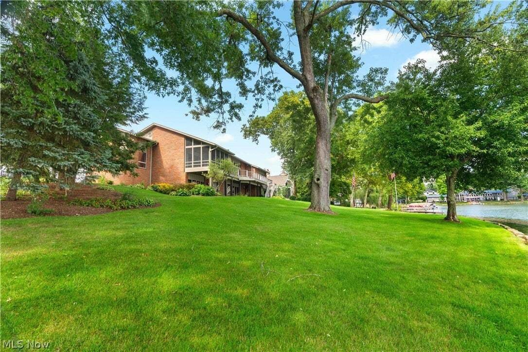 Casa a Canton, Ohio, Stati Uniti 4 - 18711327