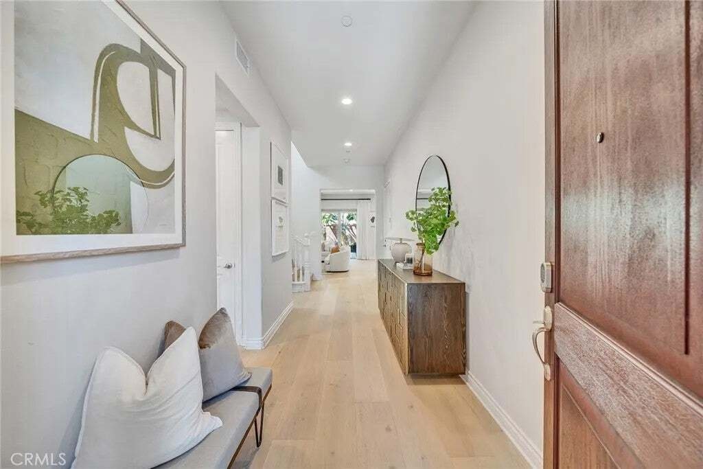 House in Irvine, California, United States 4 - 17994732