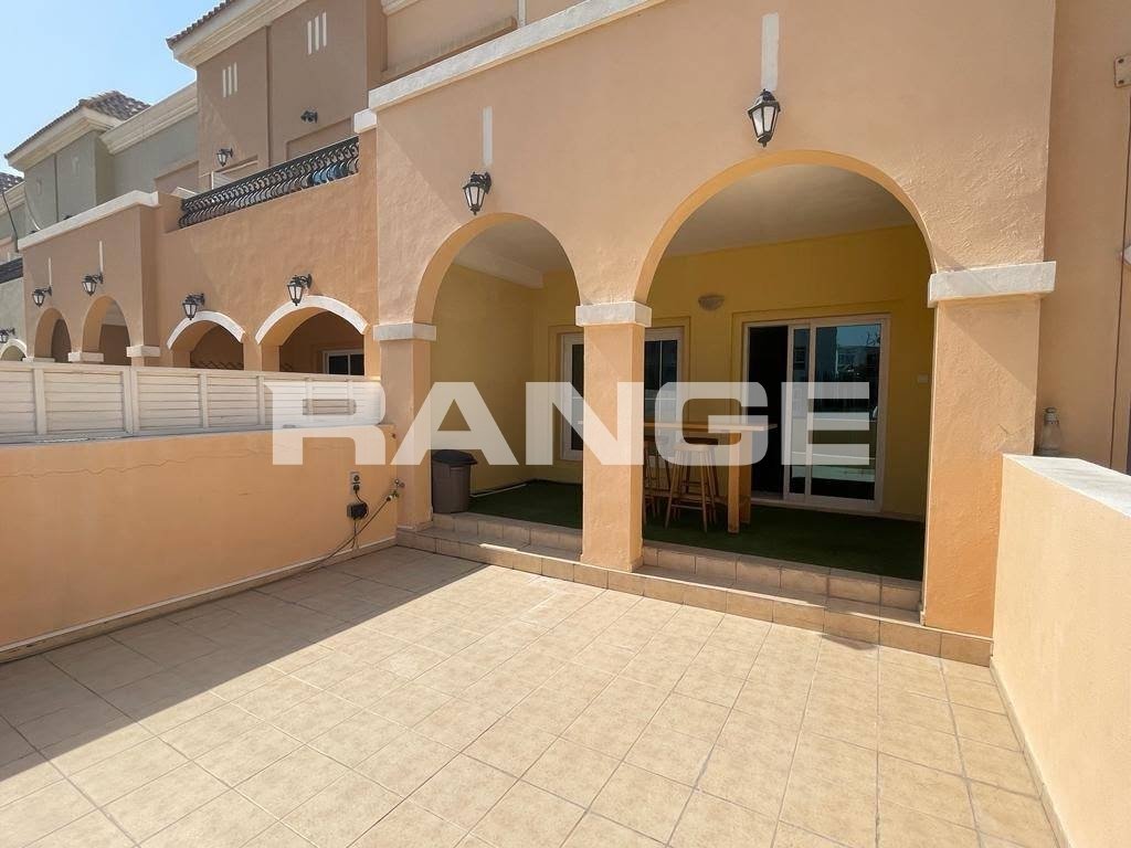 Townhouse in JVC / Jumeirah Village Circle, Dubai, United Arab Emirates 5 - 18704278
