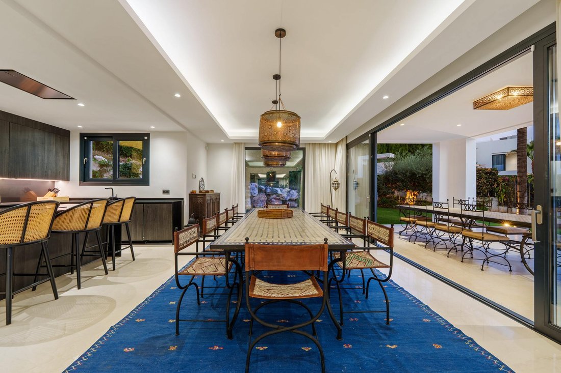 Villa à Nueva Andalucia, Marbella, Espagne 4 - 18703870