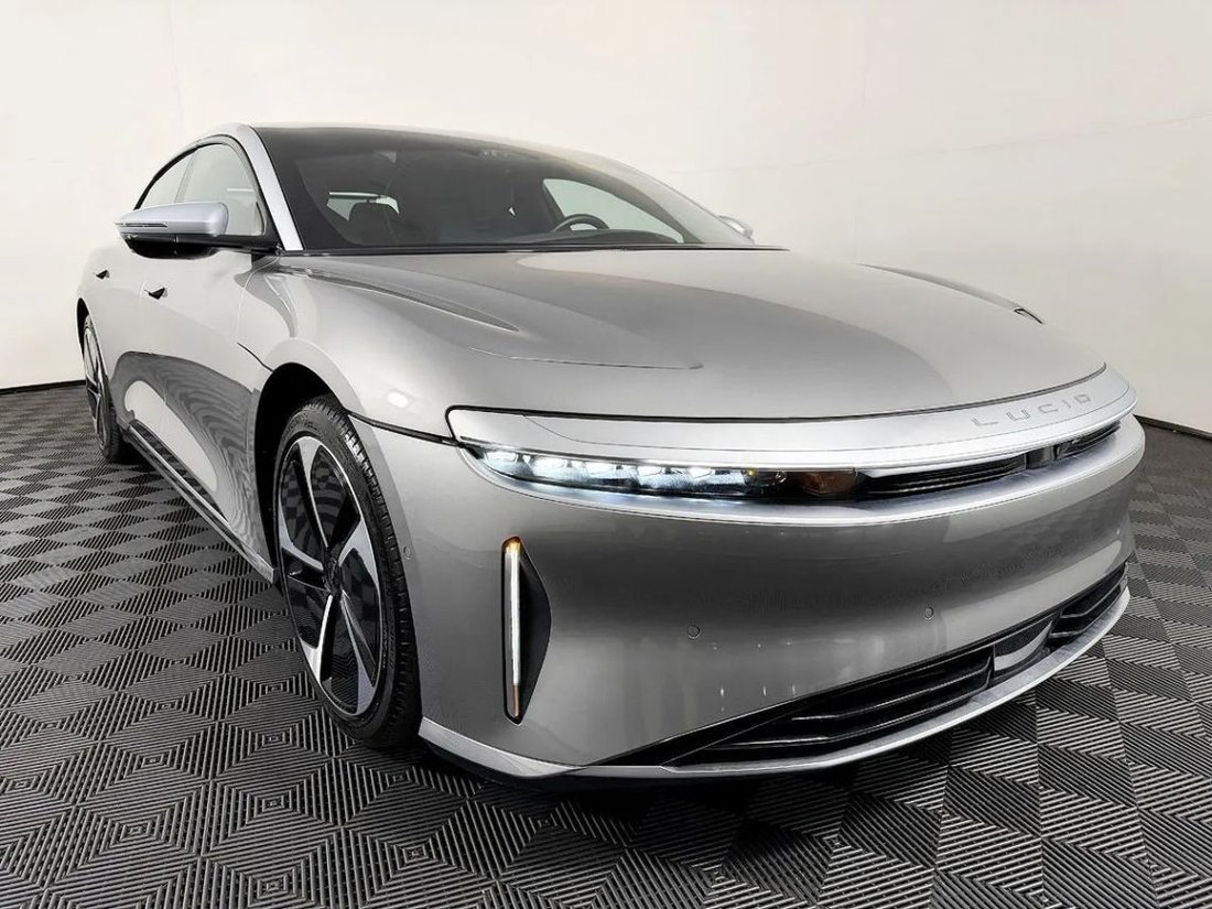 Sedan in Lynnwood, WA, United States 5 - 18707640