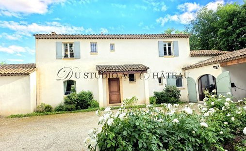 Maison à Granettes-Jauberte-Sainte Anne, Aix-en-Provence, France 1