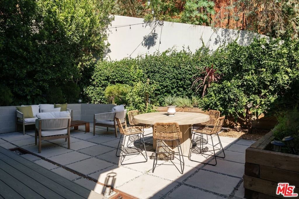 House in Los Angeles, California, United States 4 - 18700767