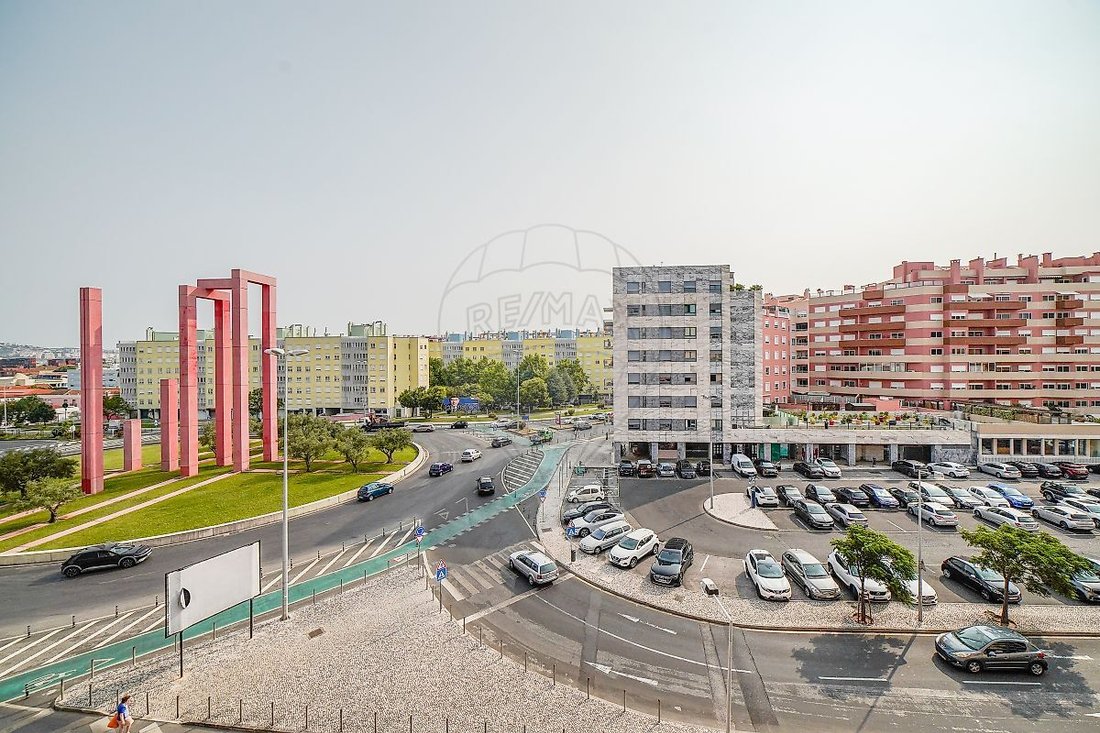Apartment in Carnide, Lisbon, Portugal 1 - 18704417