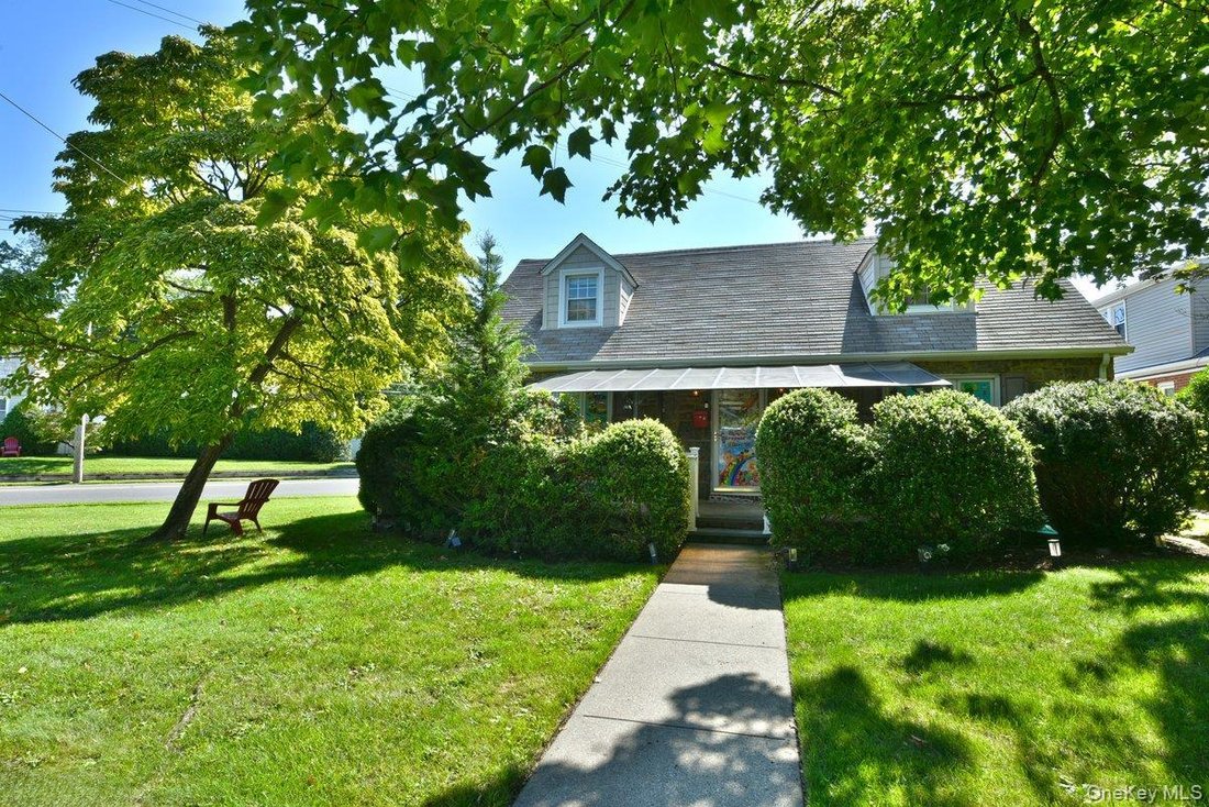 House in North New Hyde Park, New York, United States 2 - 18706884
