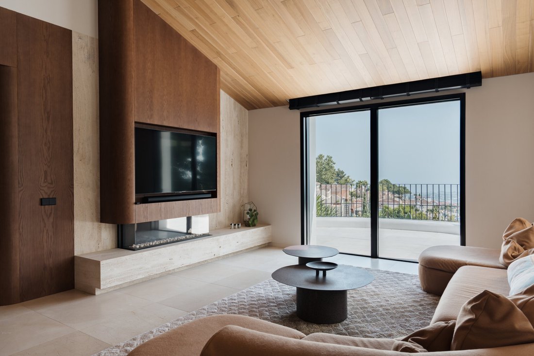 Villa in El Madroñal, Benahavis, Spain 2 - 18703458