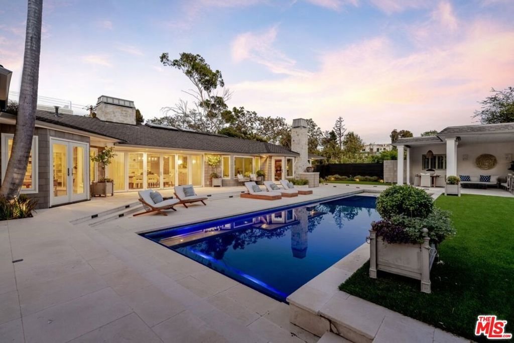 House in Los Angeles, California, United States 1 - 18708545
