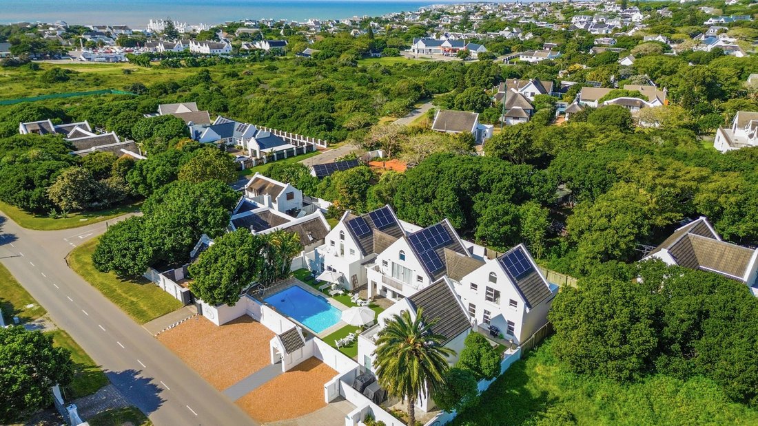 House in Saint Francis Links, Eastern Cape, South Africa 2 - 18705494