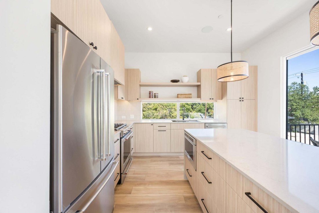 Condo in Austin, Texas, United States 5 - 18705567