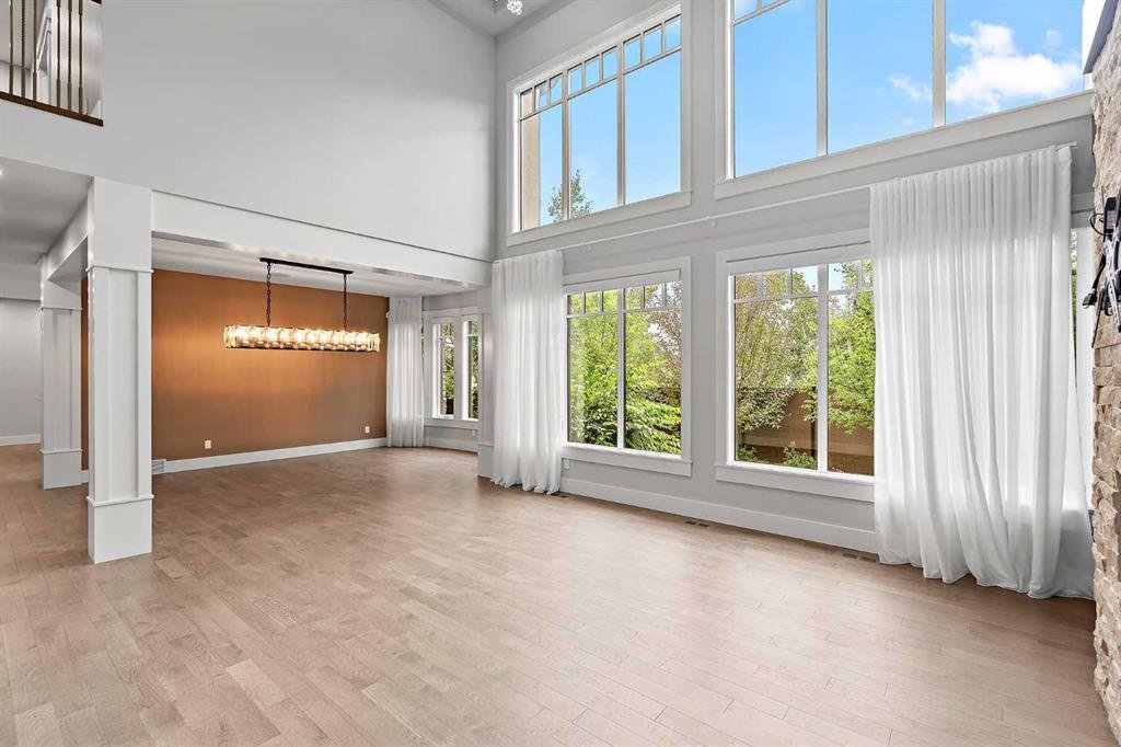 House in Calgary, Alberta, Canada 4 - 18712386