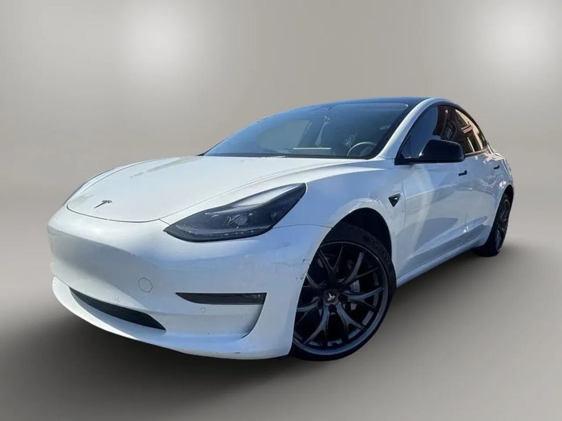 Sedan in Riverside, CA, United States 1 - 18714189