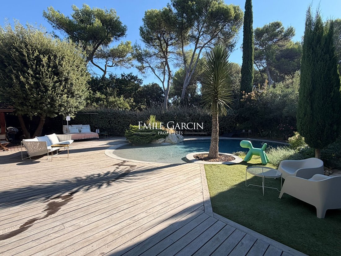 Villa in Granettes-Jauberte-Sainte Anne, Aix-en-Provence, France 4 - 18707399