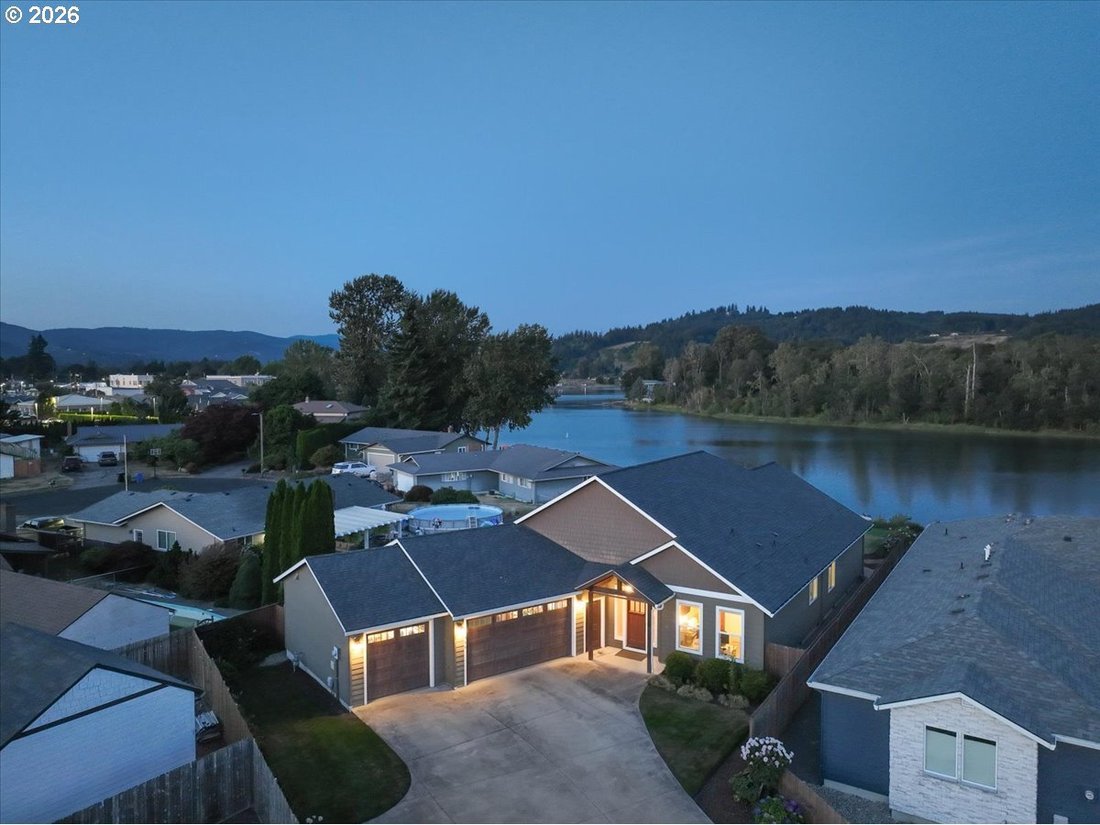 House in Woodland, Washington, United States 2 - 18712847