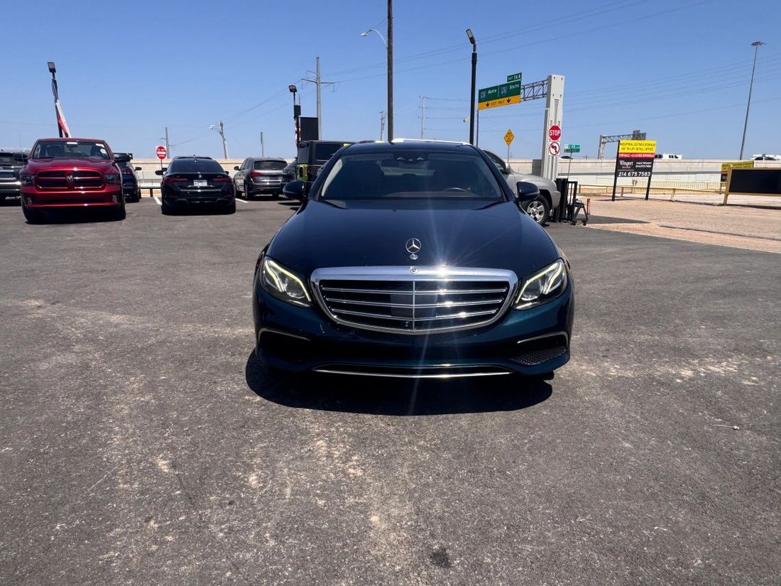 Sedan in Dallas, TX, United States 2 - 18707749
