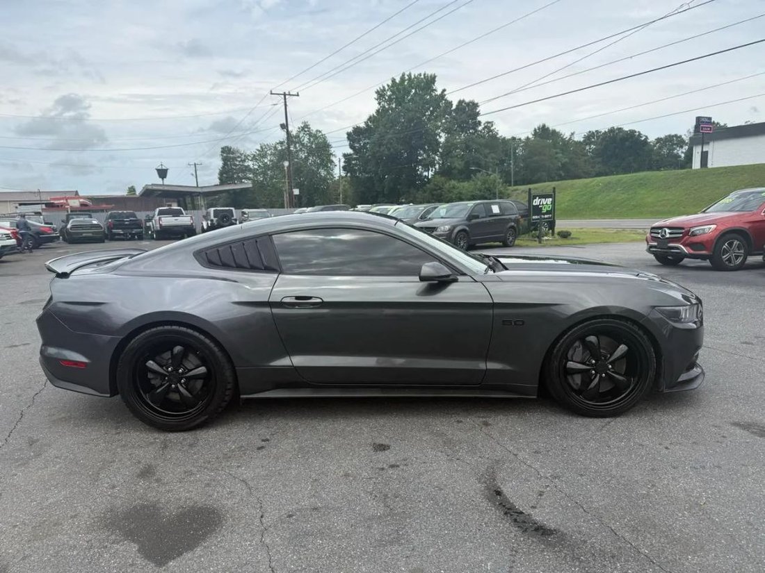 Coupe in Hickory, NC, United States 4 - 18707691
