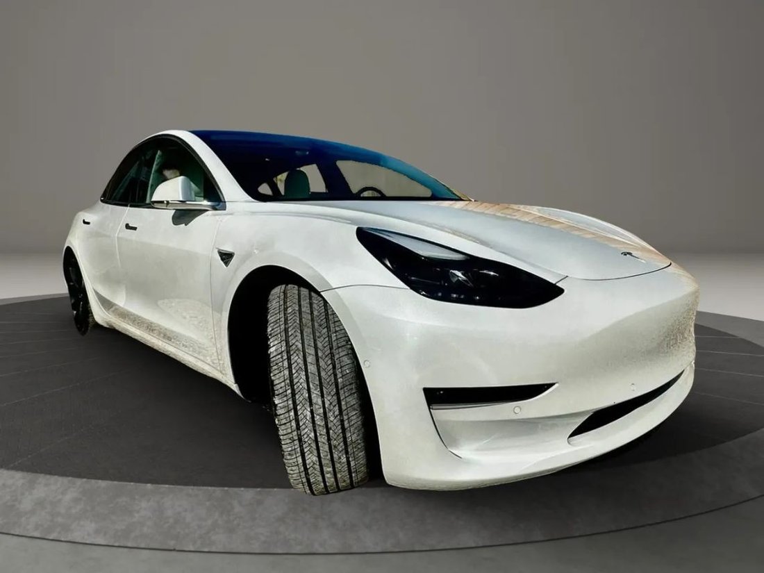 Sedan in Jarrell, TX, United States 3 - 18707747