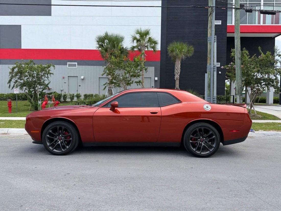 Coupe in Miami, FL, United States 4 - 18240452
