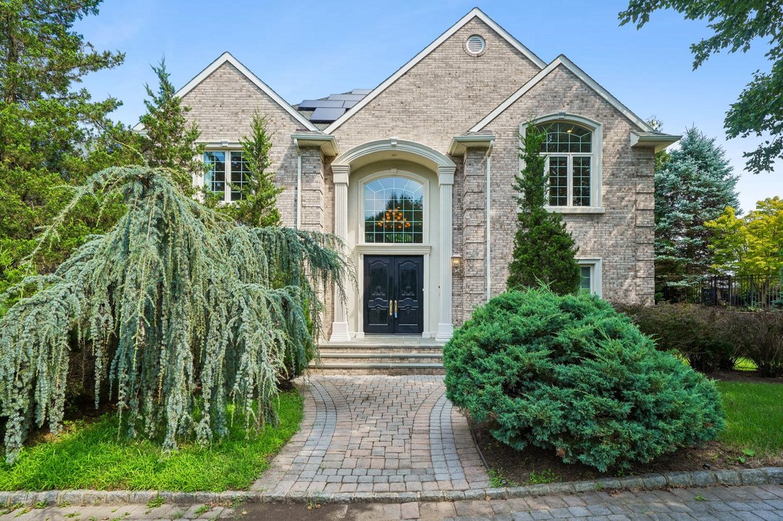 House in Totowa, New Jersey, United States 2 - 18704636