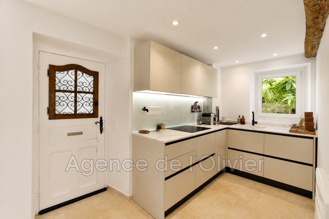 Villa a Grasse, Provenza-Alpi-Costa Azzurra, Francia 4 - 15479258