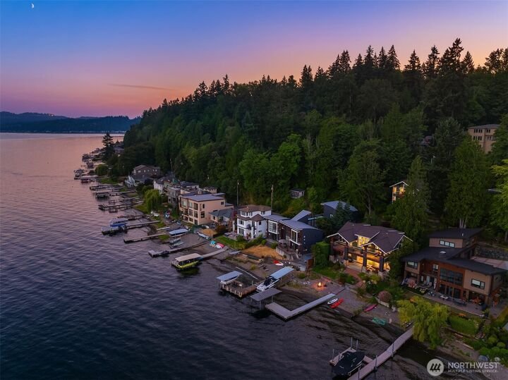 House in Bellevue, Washington, United States 2 - 18712920