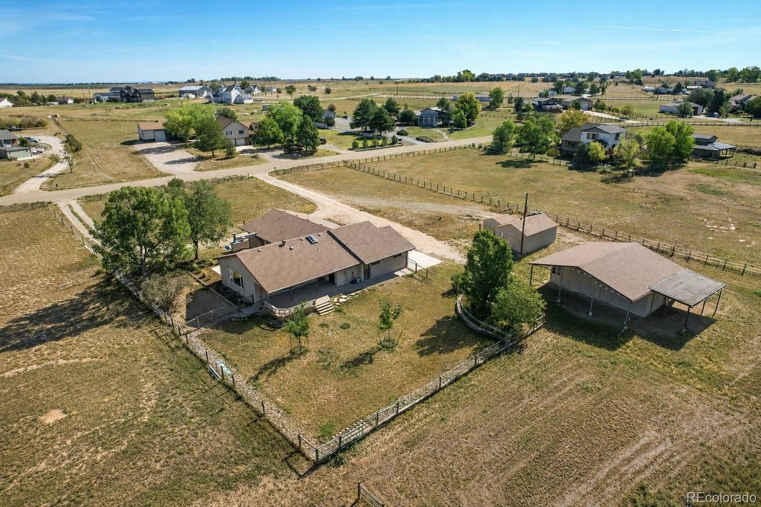 Casa a Brighton, Colorado, Stati Uniti 2 - 18711217