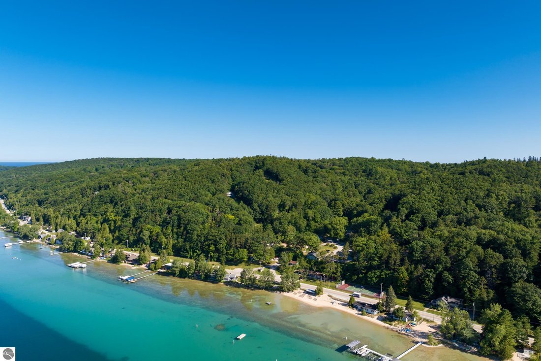 Terrain à Frankfort, Michigan, États-Unis 5 - 18710612