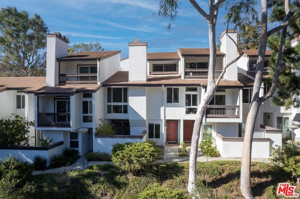 Condo in Los Angeles, California, United States 1 - 18702933