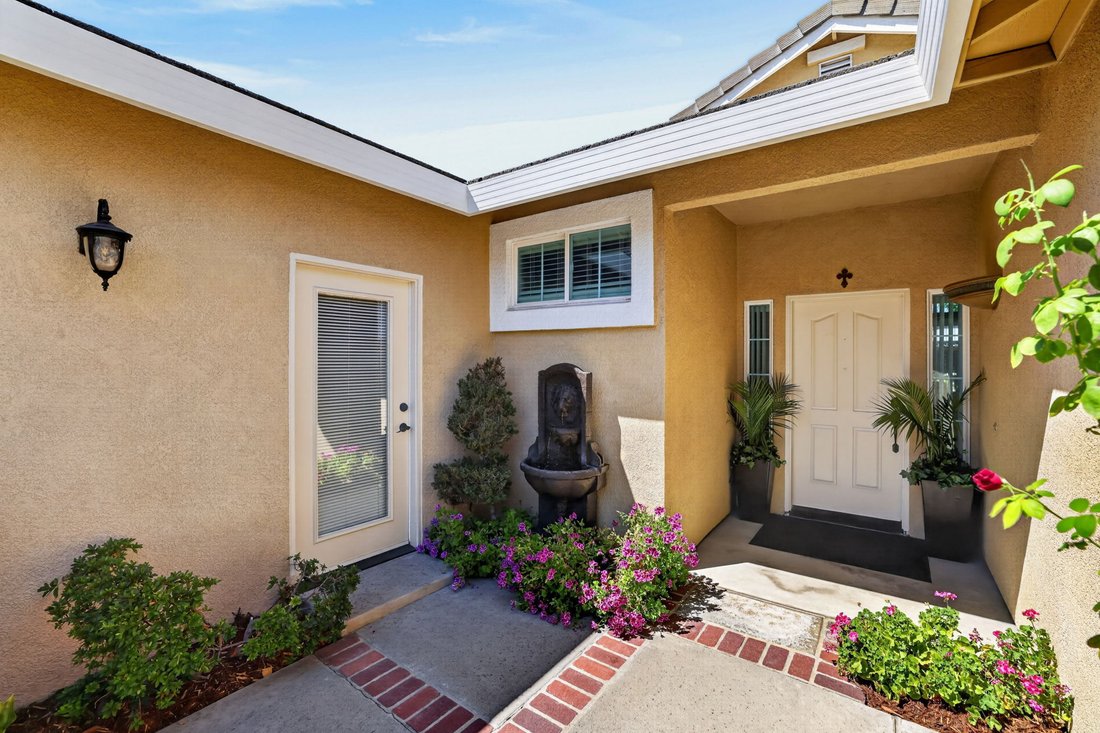 House in Elk Grove, California, United States 5 - 18703891