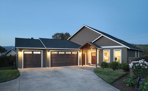 House in Woodland, Washington, United States 1