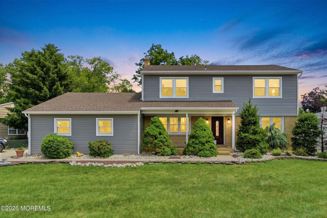 House in East Brunswick, New Jersey, United States 3 - 18711109
