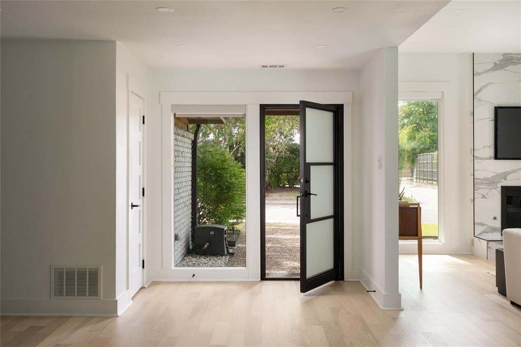 House in Dallas, Texas, United States 3 - 18711586