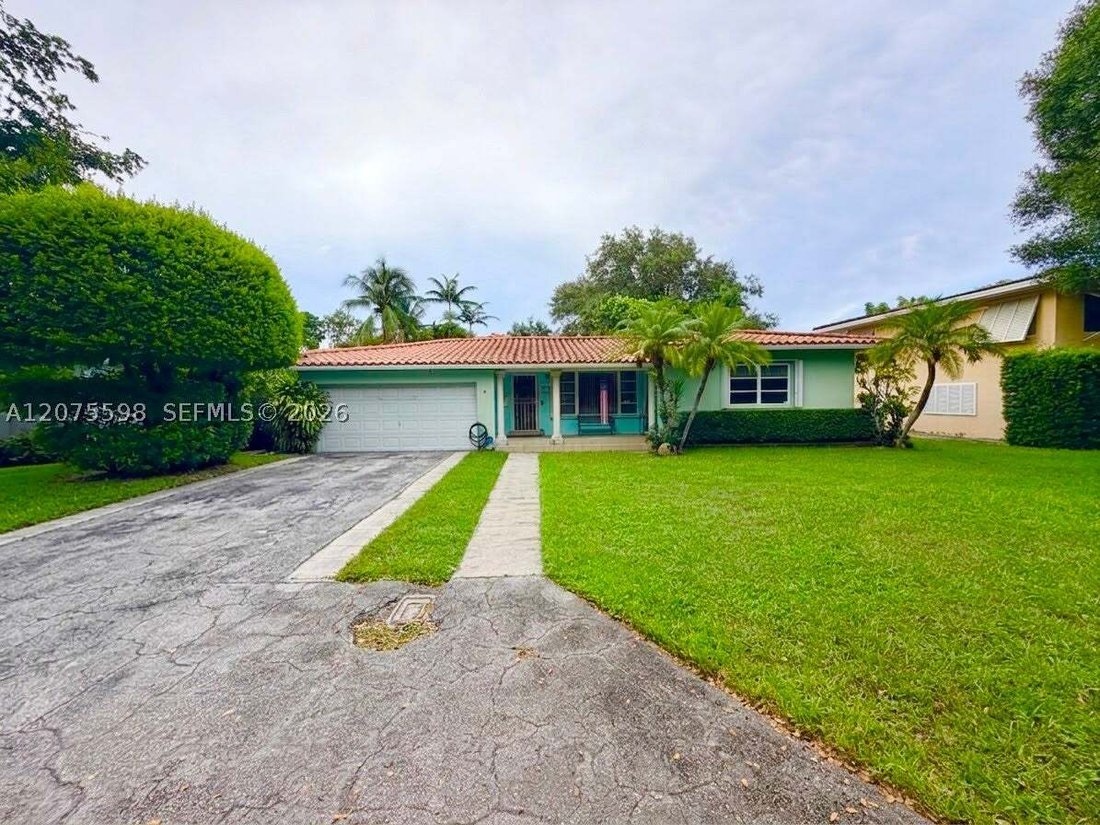 House in Miami, Florida, United States 1 - 18706039