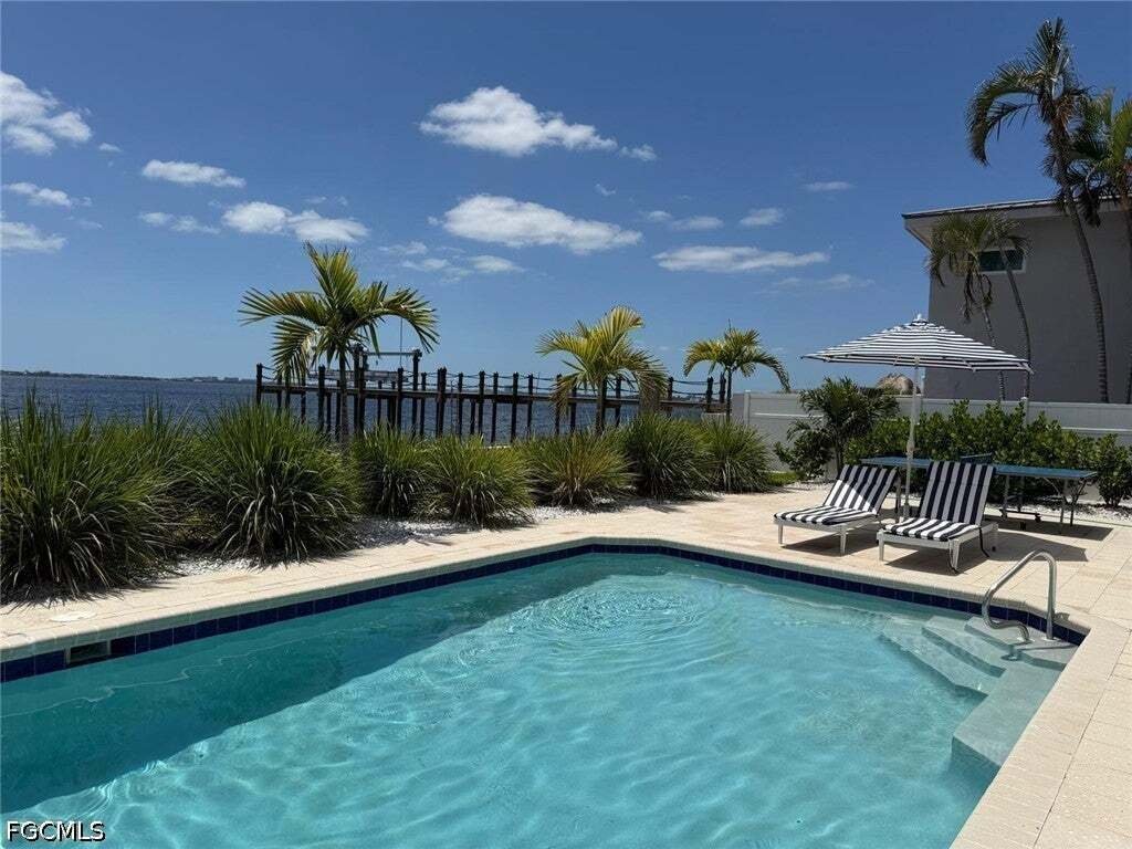 House in Cape Coral, Florida, United States 5 - 18705190