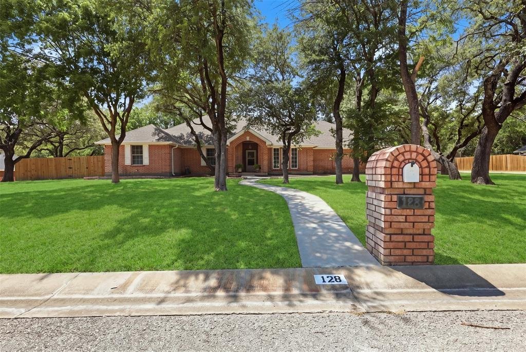 House in Fort Worth, Texas, United States 3 - 18703716