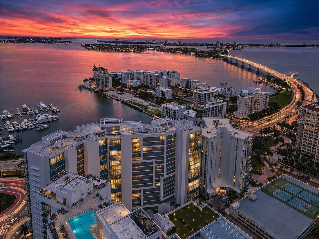 Condo in Sarasota, Florida, United States 5 - 18708724