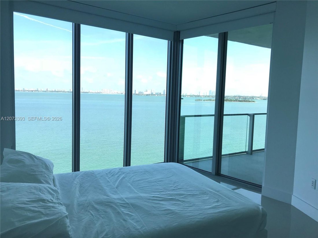 Condo in Miami, Florida, United States 4 - 18706906