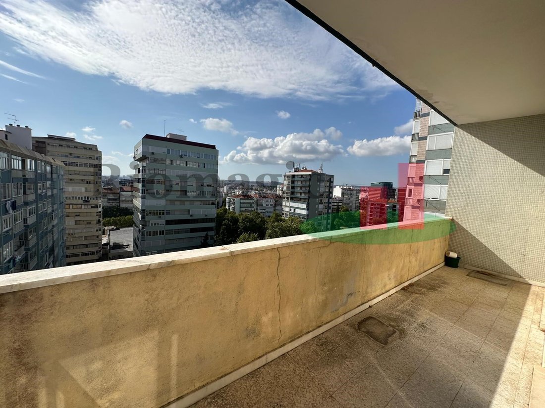 Apartment in Sao Domingos de Benfica, Lisbon, Portugal 4 - 18710848