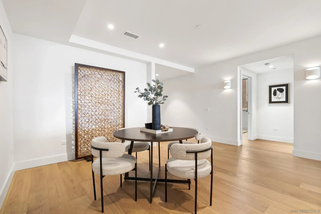 Condo in San Diego, California, United States 5 - 18713694