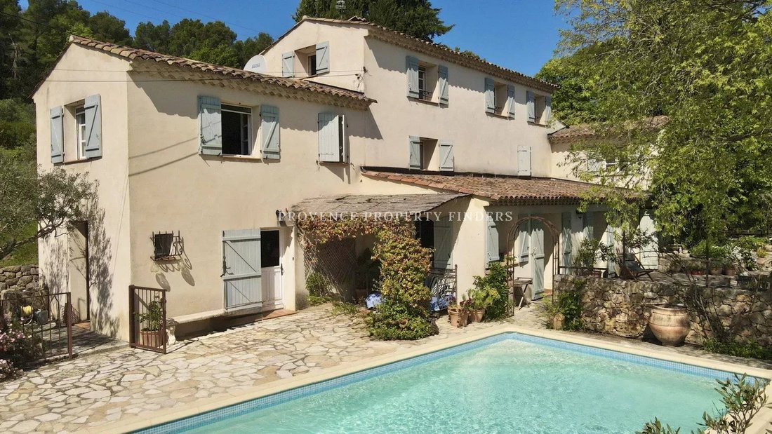 House in Flayosc, Provence-Alpes-Côte d'Azur, France 1 - 16247478