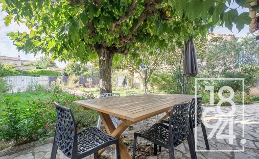 House in Les Logissons, Venelles, France 1
