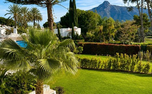 Stadthaus in Puerto Banús, Marbella, Spanien 1