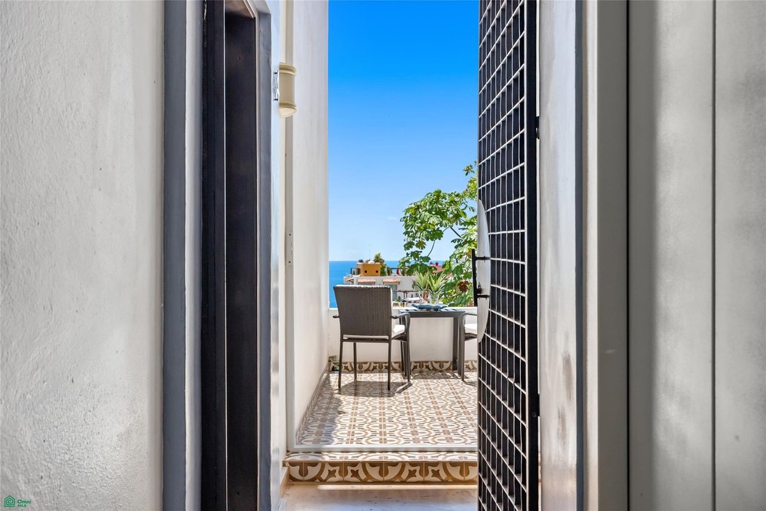 Condo in Puerto Vallarta, Jalisco, Mexico 2 - 18703170
