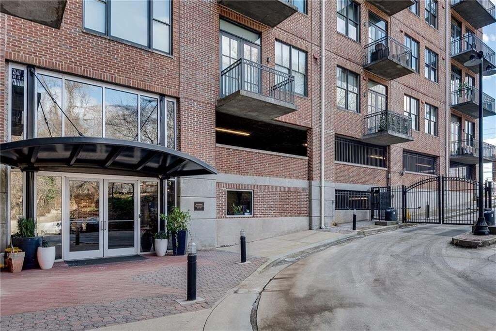 Condo in Atlanta, Georgia, United States 3 - 18706127