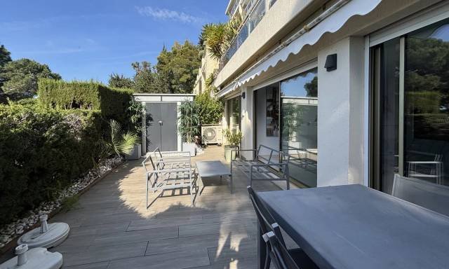 Apartment in Cannes, Provence-Alpes-Côte d'Azur, France 2 - 17707541
