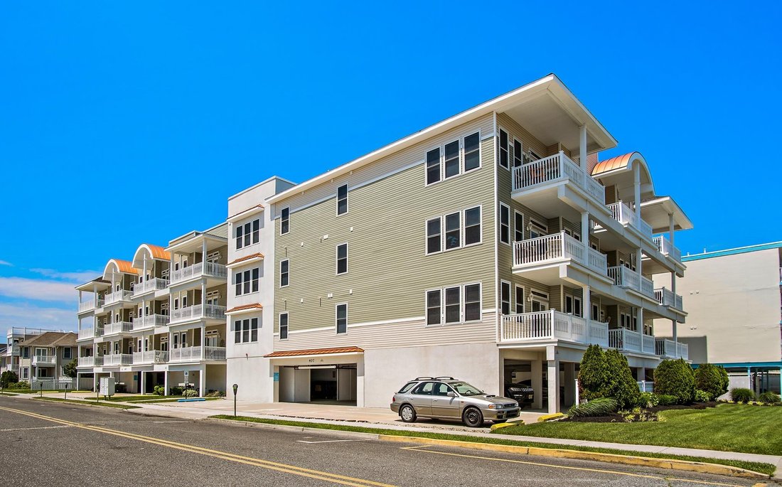 Condo in Wildwood, New Jersey, United States 1 - 18704862
