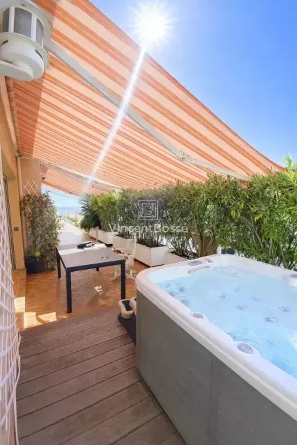 Apartamento en Niza, Provenza-Alpes-Costa Azul, Francia 3 - 15663682