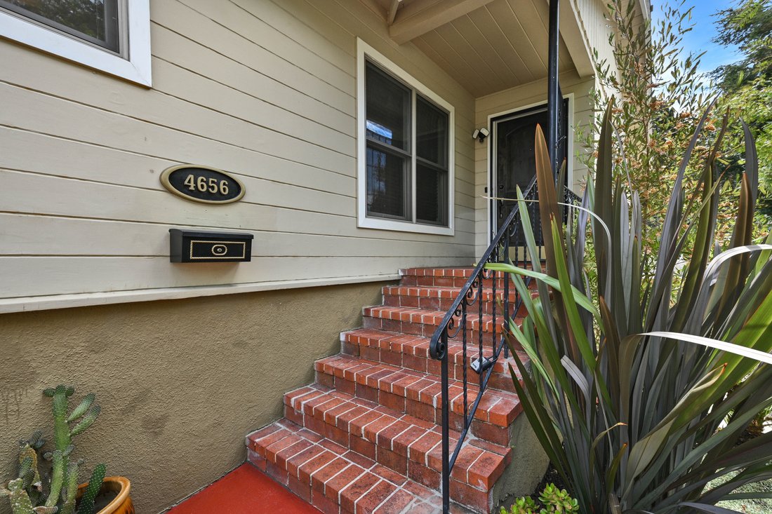 House in Oakland, California, United States 3 - 18704690