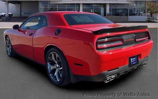 Dodge Challenger in Calverton, NY, United States 4 - 18706133